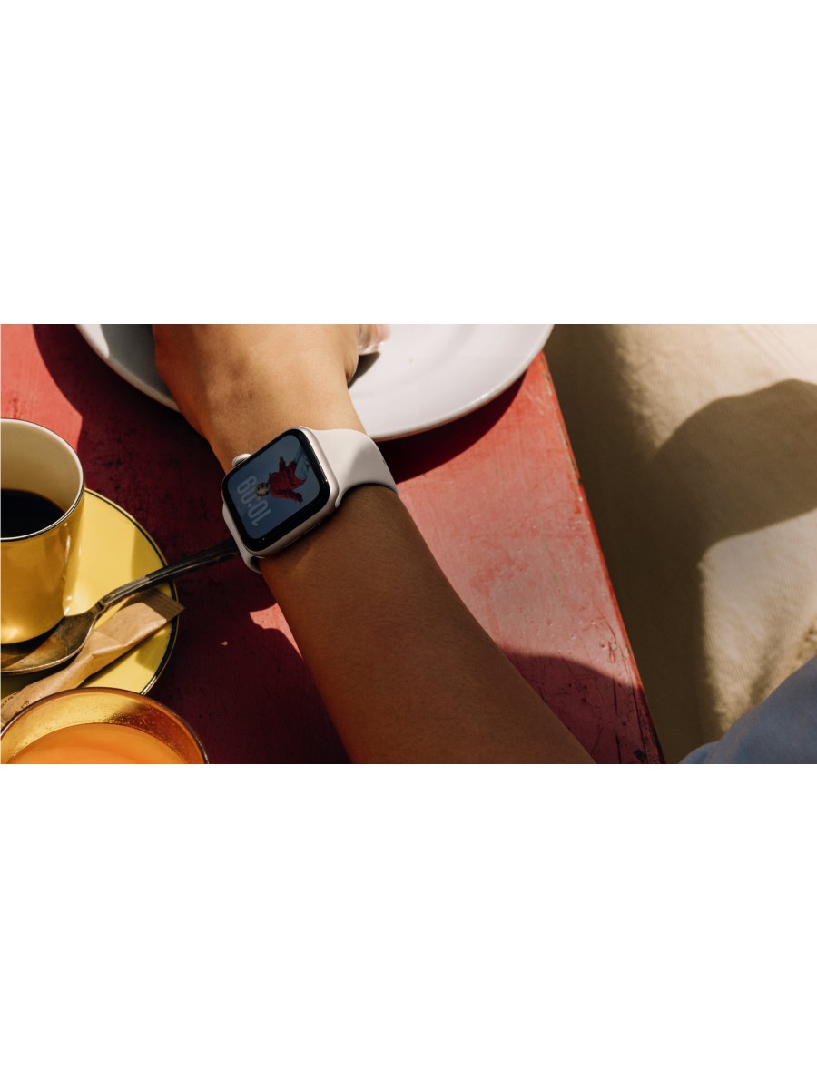 Apple Watch SE 3 40mm GPS Starlight Aluminum Case with Starlight Sport Band Apple Watch SE 3 40mm GPS Starlight Aluminum Case with Starlight Sport Band