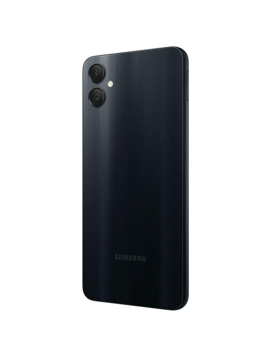 Смартфон Samsung Galaxy A05 64 ГБ чёрный