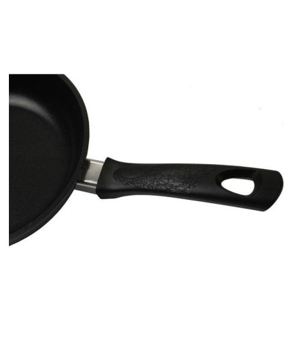 Сковорода Kukmara Традиция 220х60мм с227а