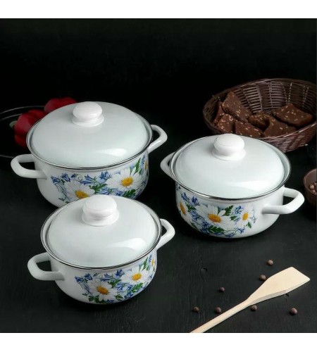 Набор кастрюль Татьяна №124-4 1,5л, 2л, 3л